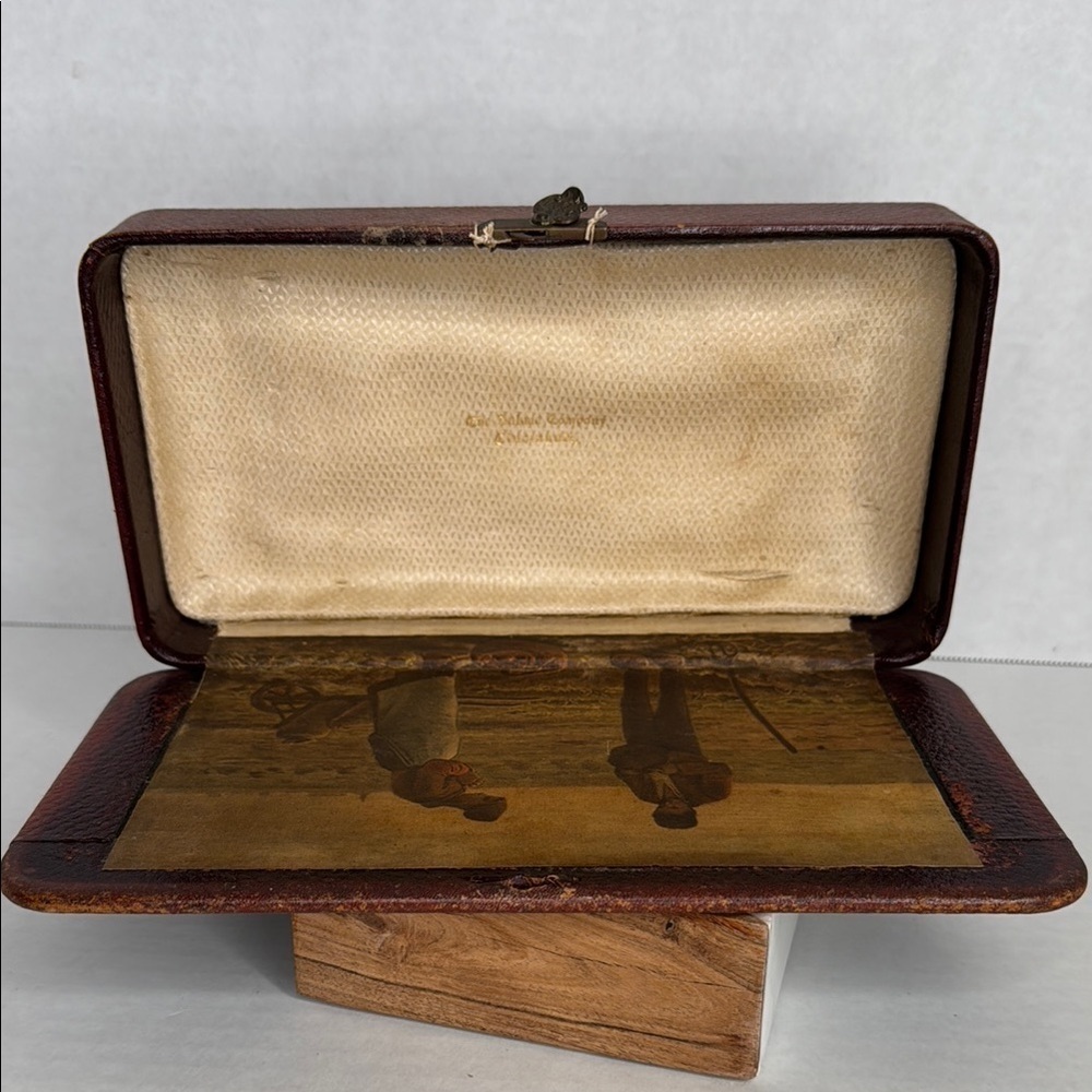 Antique Leather The Dahme Company Cincinnati Case or Dresser Box